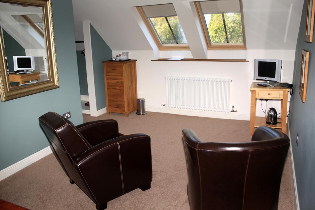 Ashtree House Hotel, Glasgow Airport & Paisley Exteriör bild